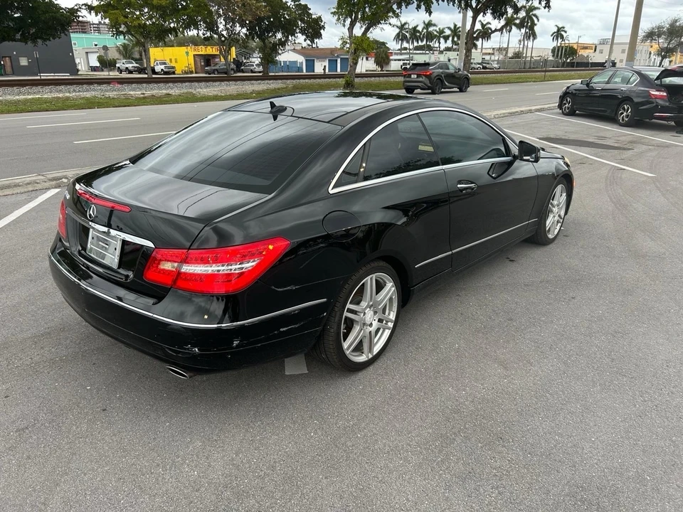 2010 Mercedes-Benz W212 E-Class - Image 7 of 17