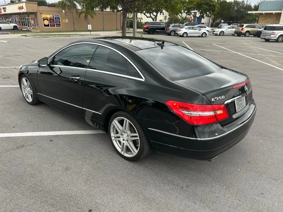 2010 Mercedes-Benz W212 E-Class - Image 5 of 17