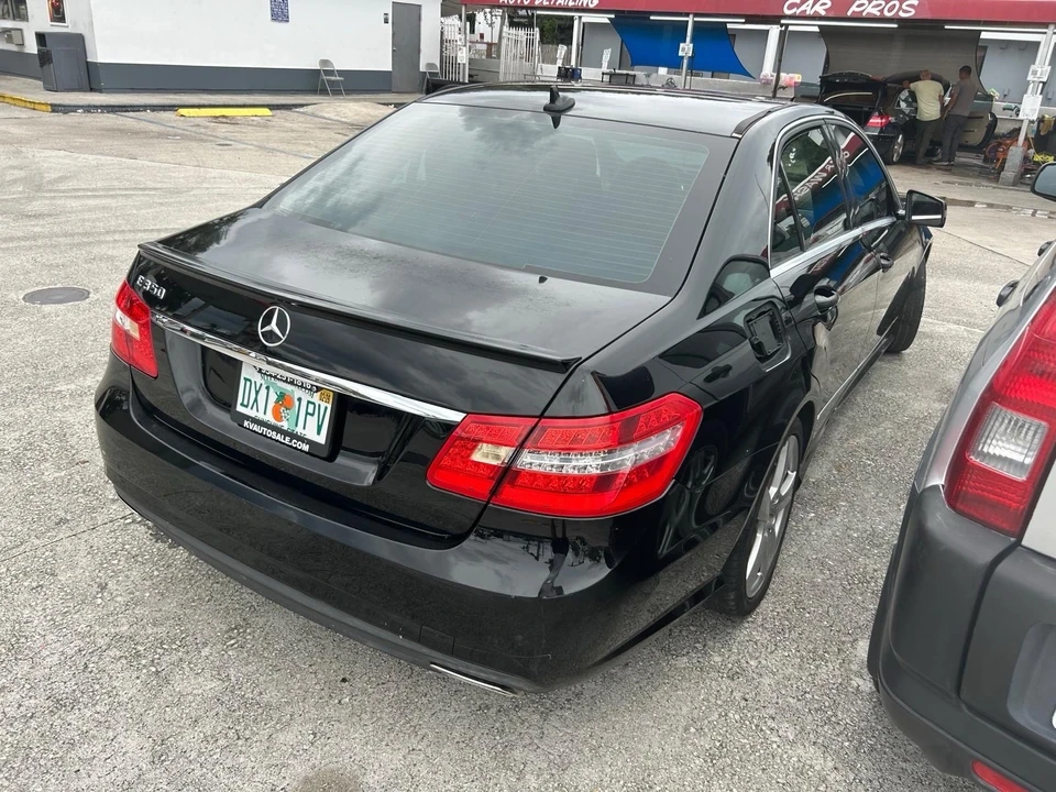2010 Mercedes-Benz W212 E-Class - Image 3 of 17
