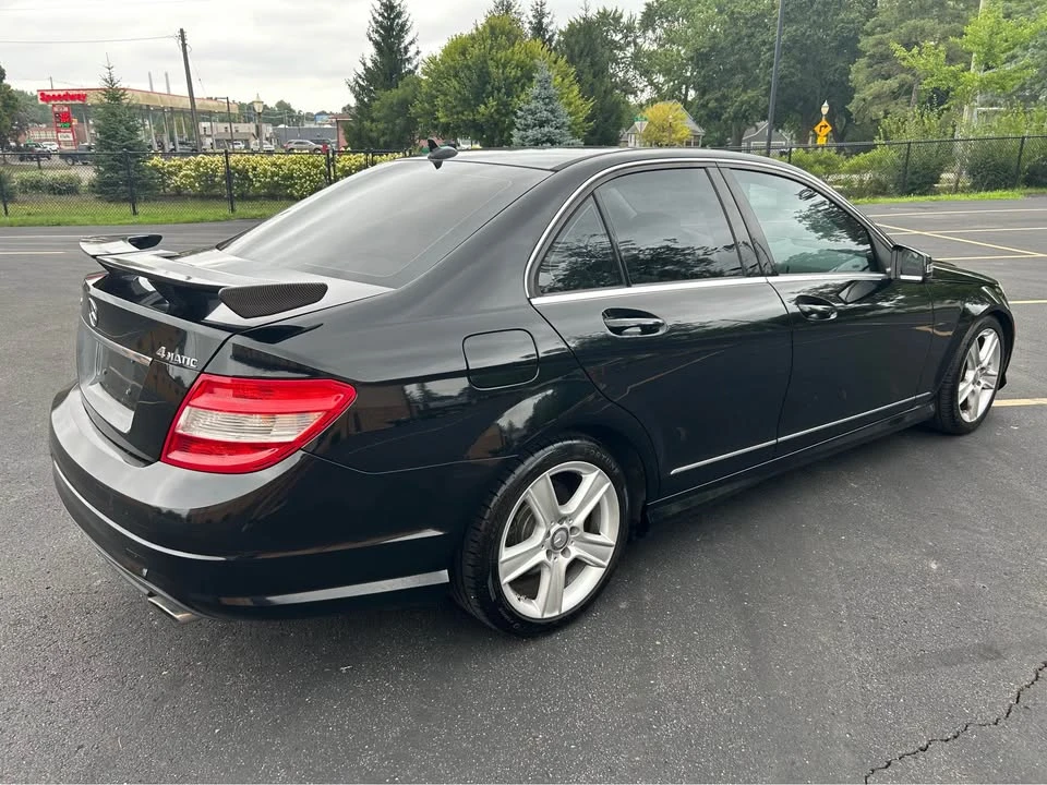 2010 Mercedes-Benz W212 E-Class - Image 4 of 12
