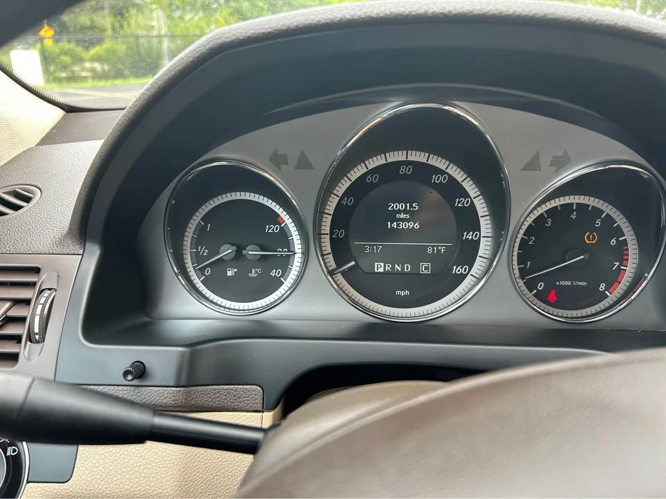 2010 Mercedes-Benz W212 E-Class - Image 12 of 12