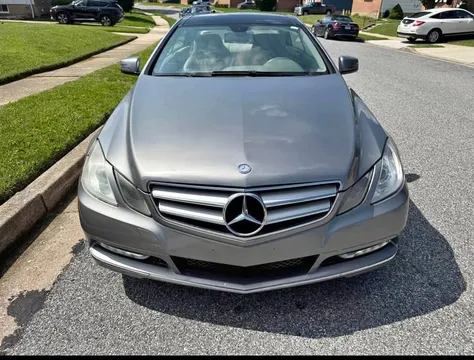 2010 Mercedes-Benz E-Class E 350 4MATIC Coupe 2D