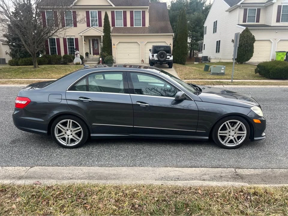 2010 Mercedes-Benz W212 E-Class - Image 4 of 15
