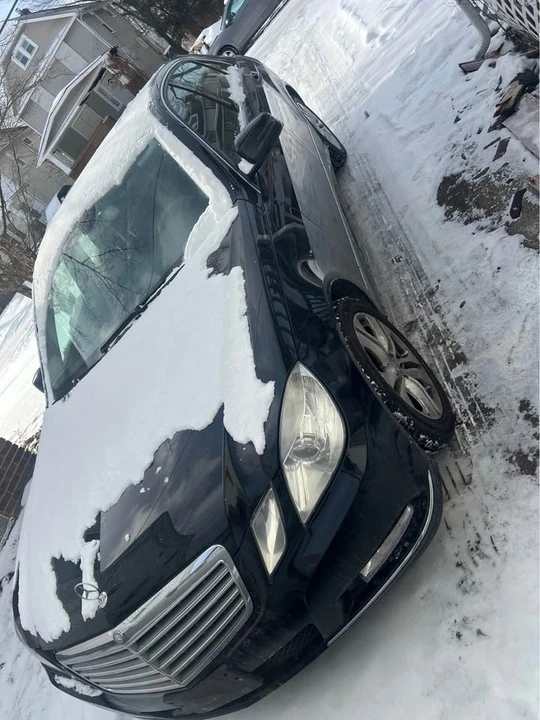 2010 Mercedes-Benz W212 E-Class - Image 2 of 3