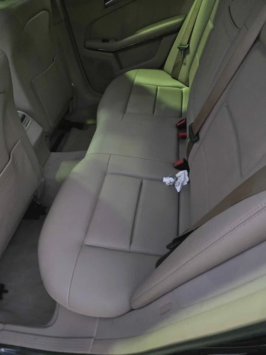 2010 Mercedes-Benz W212 E-Class - Image 8 of 8