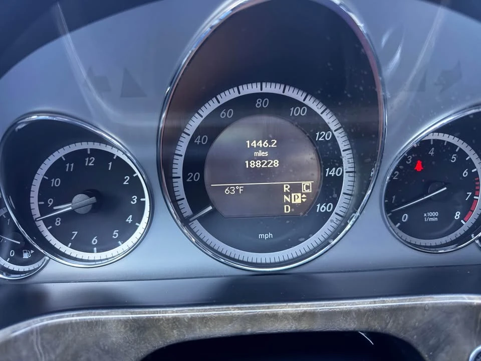 2010 Mercedes-Benz W212 E-Class - Image 18 of 19
