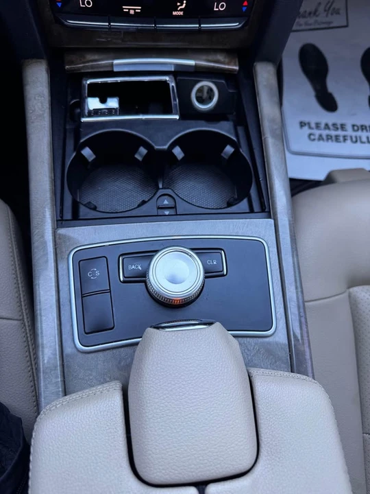 2010 Mercedes-Benz W212 E-Class - Image 16 of 19