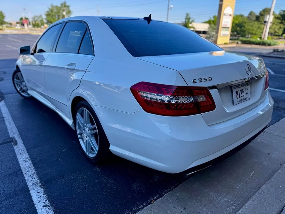 2010 Mercedes-Benz W212 E-Class - Image 4 of 19