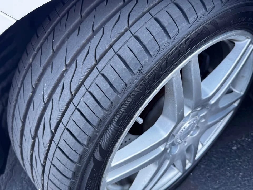 2010 Mercedes-Benz W212 E-Class - Image 14 of 19