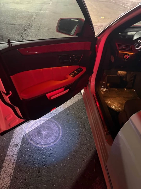 2010 Mercedes-Benz W212 E-Class - Image 8 of 10