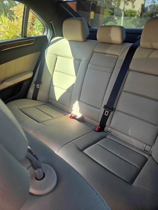 2010 Mercedes-Benz W212 E-Class - Image 9 of 12