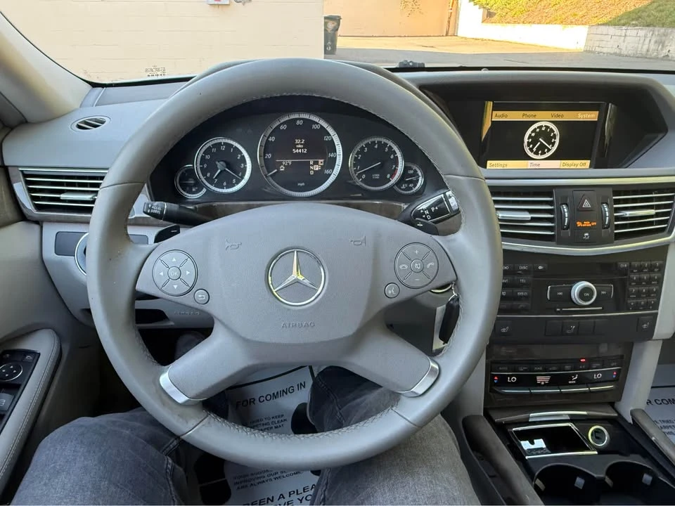 2010 Mercedes-Benz W212 E-Class - Image 9 of 20