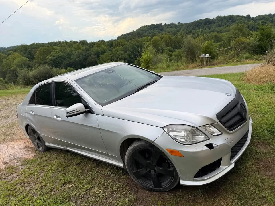 2010 Mercedes-Benz W212 E-Class - Image 2 of 2