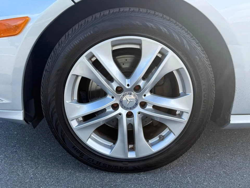 2010 Mercedes-Benz W212 E-Class - Image 17 of 20