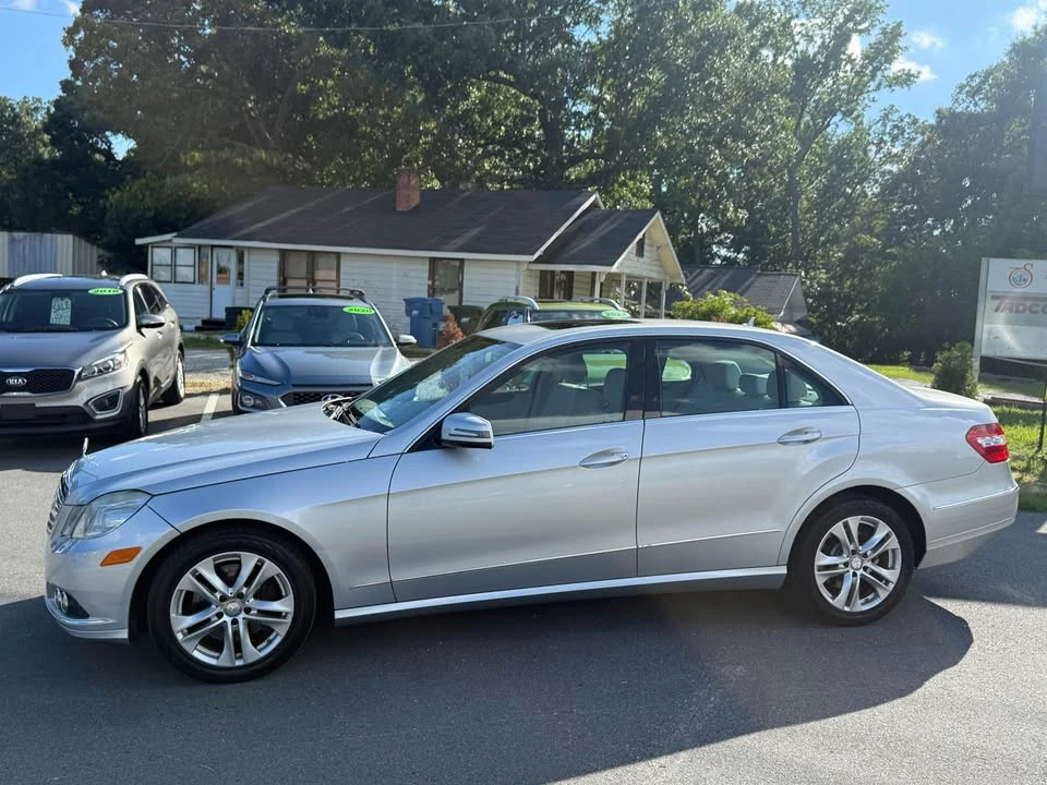2010 Mercedes-Benz W212 E-Class - Image 8 of 20