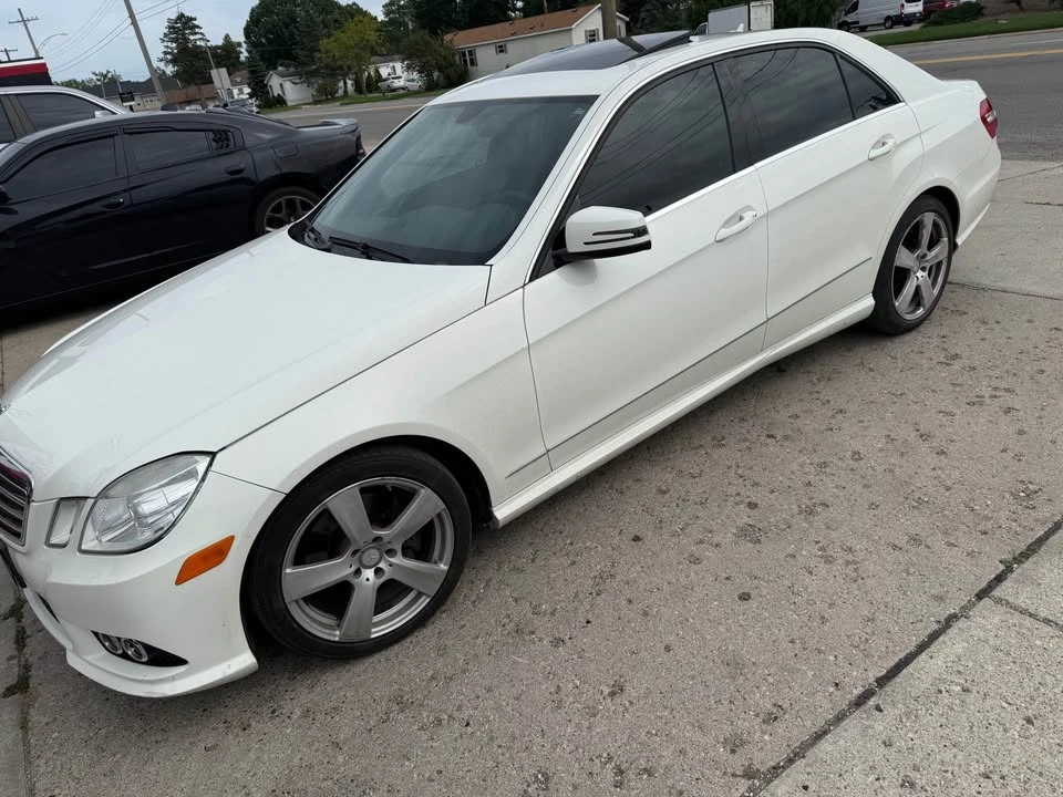2010 Mercedes-Benz W212 E-Class - Image 6 of 12
