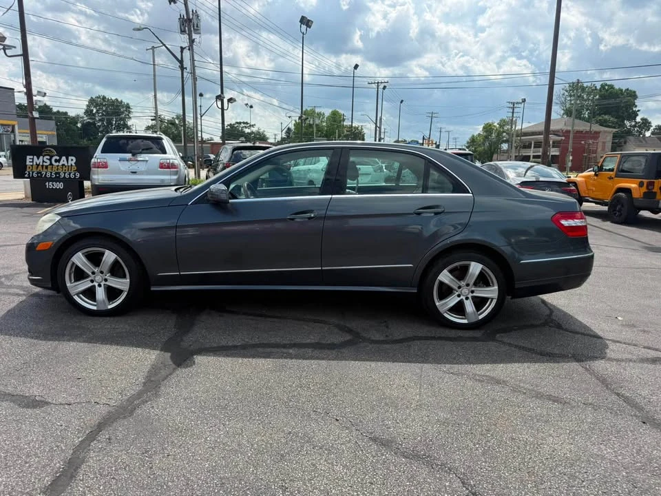 2010 Mercedes-Benz W212 E-Class - Image 6 of 10