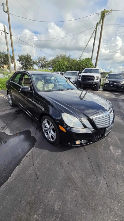 2010 Mercedes-Benz W212 E-Class - Image 2 of 20