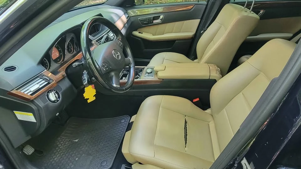 2010 Mercedes-Benz W212 E-Class - Image 11 of 12