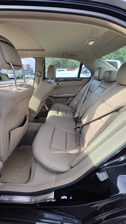 2010 Mercedes-Benz W212 E-Class - Image 8 of 20