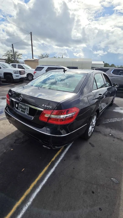 2010 Mercedes-Benz W212 E-Class - Image 3 of 20