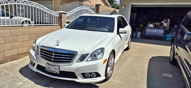 2010 Mercedes-Benz E-Class E 350 4MATIC Sedan 4D