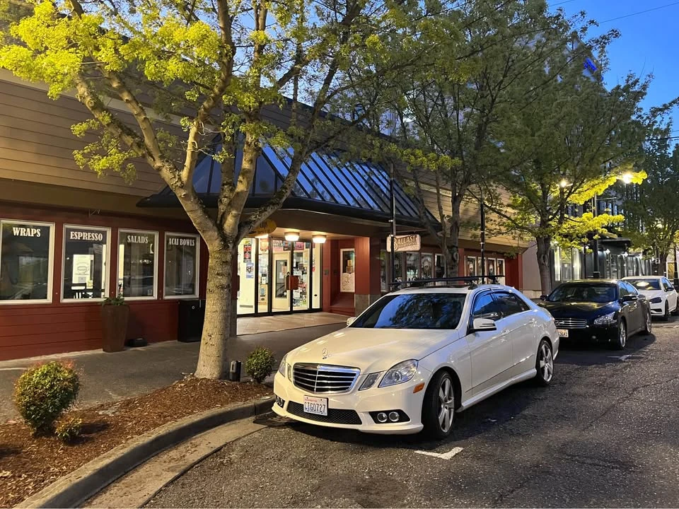 2010 Mercedes-Benz W212 E-Class - Image 3 of 19