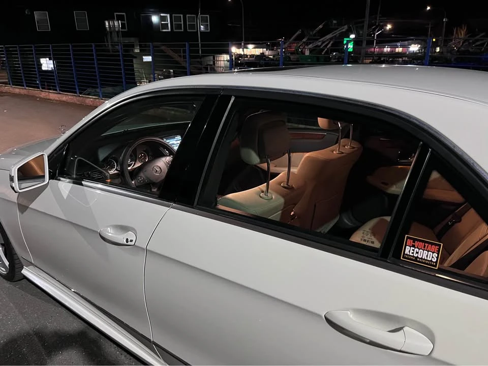 2010 Mercedes-Benz W212 E-Class - Image 5 of 19