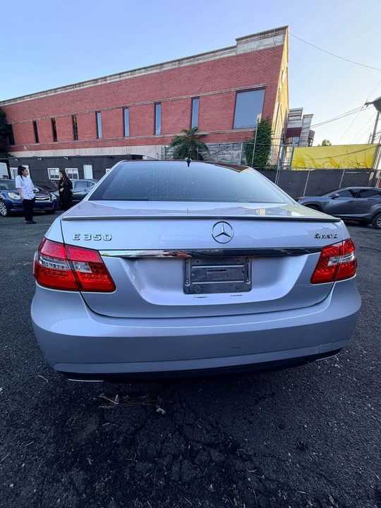 2010 Mercedes-Benz W212 E-Class - Image 6 of 10