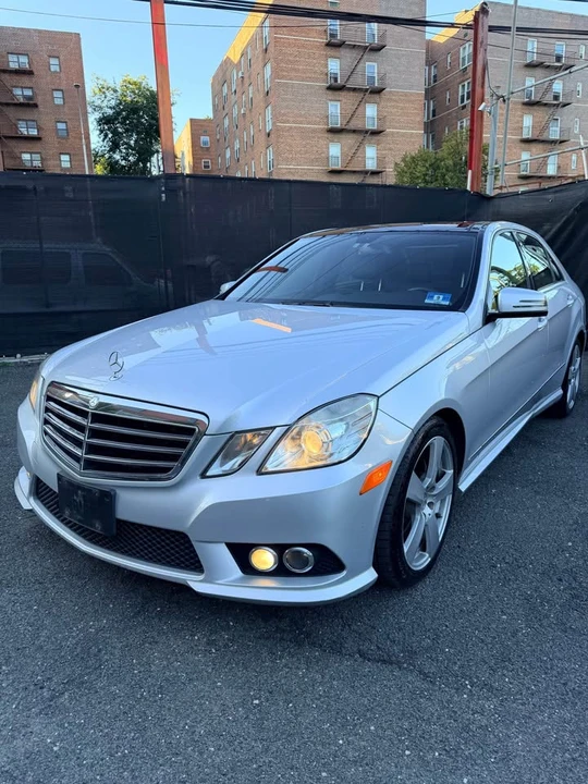 2010 Mercedes-Benz W212 E-Class - Image 2 of 10