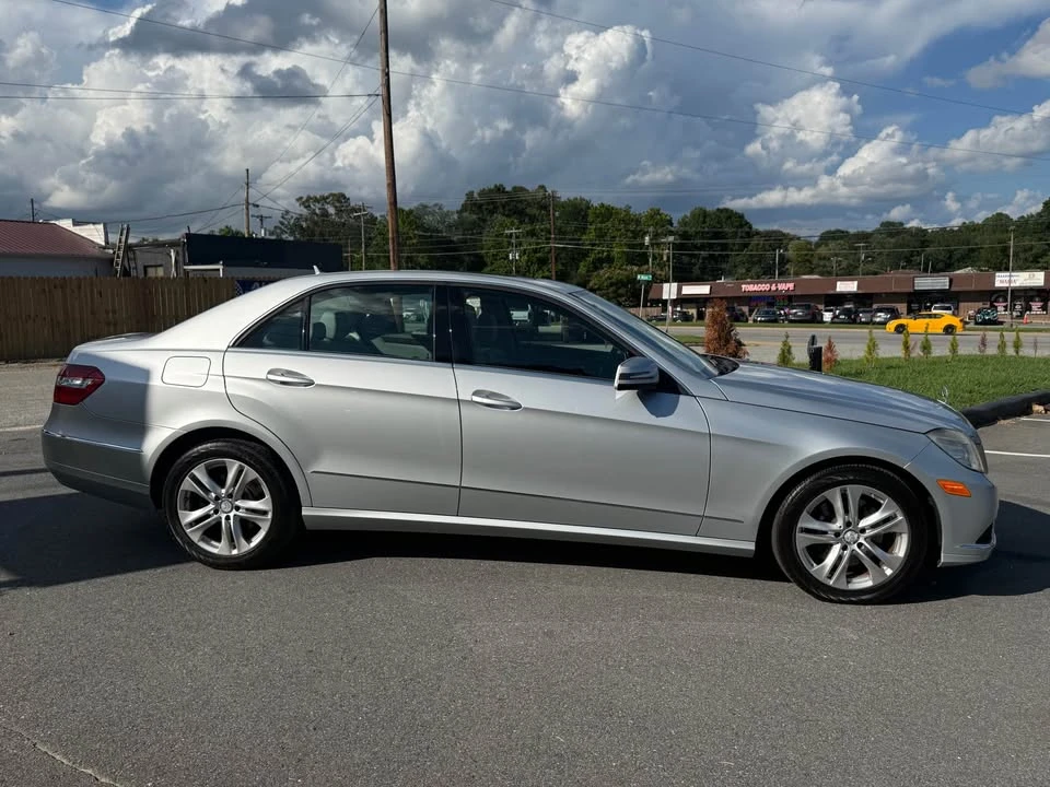 2010 Mercedes-Benz W212 E-Class - Image 6 of 20