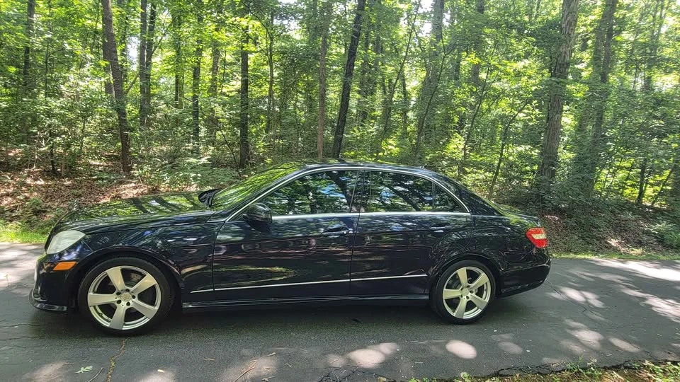 2010 Mercedes-Benz W212 E-Class - Image 4 of 12