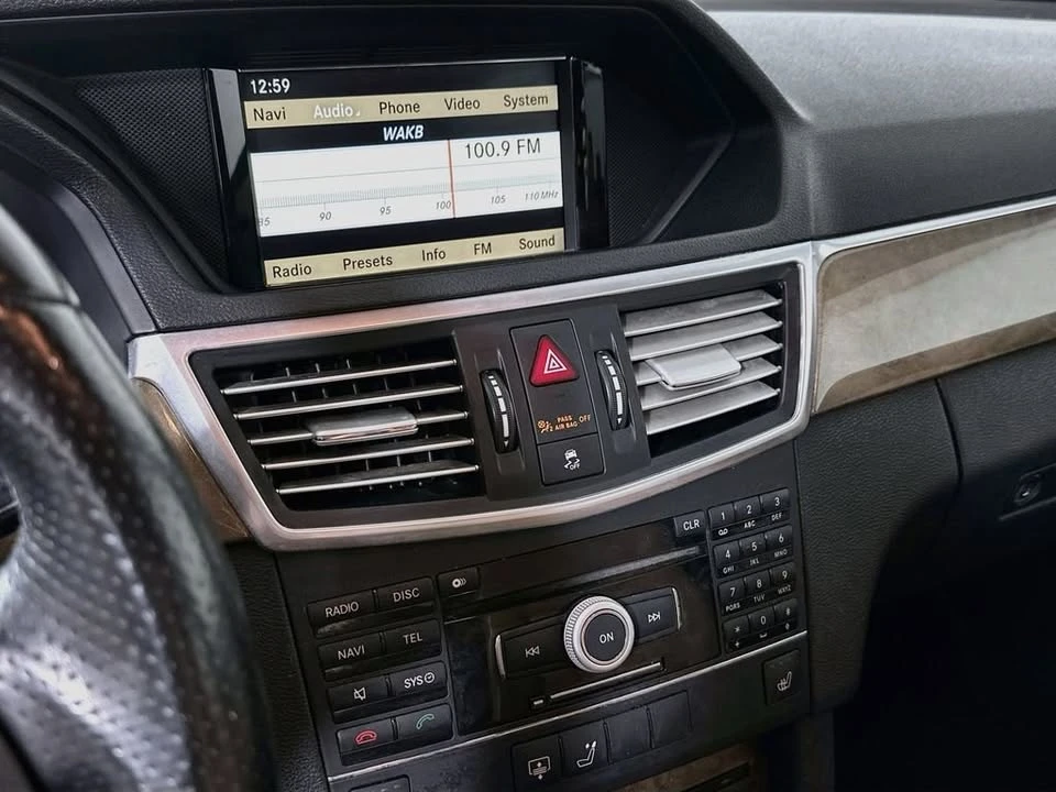 2010 Mercedes-Benz W212 E-Class - Image 11 of 20