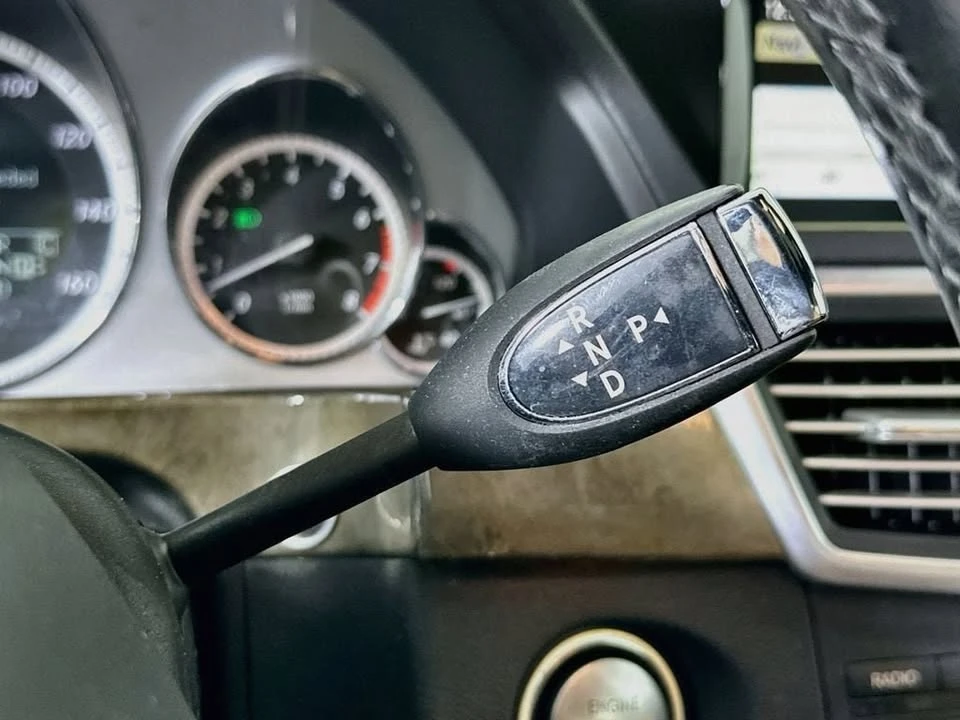 2010 Mercedes-Benz W212 E-Class - Image 19 of 20