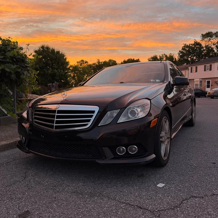 2010 Mercedes-Benz W212 E-Class - Image 4 of 8