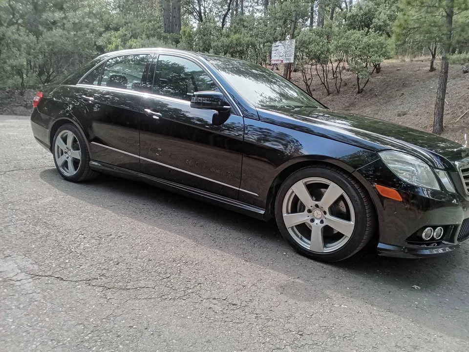 2010 Mercedes-Benz W212 E-Class - Image 12 of 17
