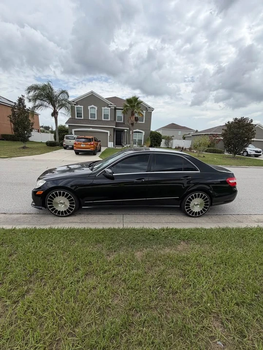 2010 Mercedes-Benz W212 E-Class - Image 6 of 13