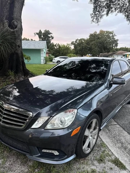 2010 Mercedes-Benz W212 E-Class - Image 2 of 3