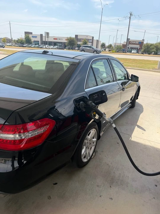 2010 Mercedes-Benz W212 E-Class - Image 10 of 11