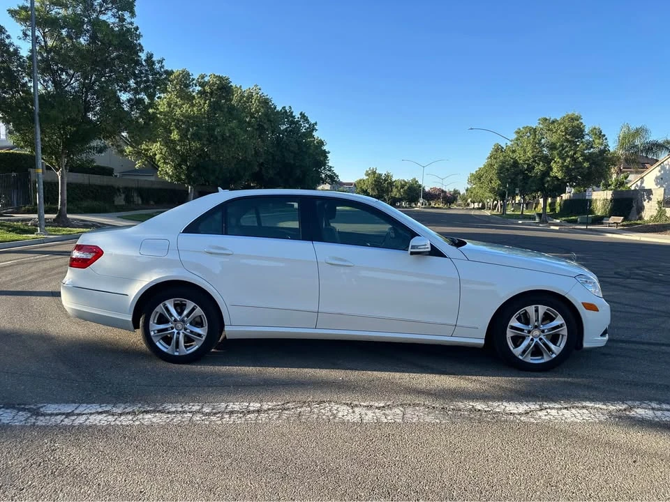 2010 Mercedes-Benz W212 E-Class - Image 6 of 20