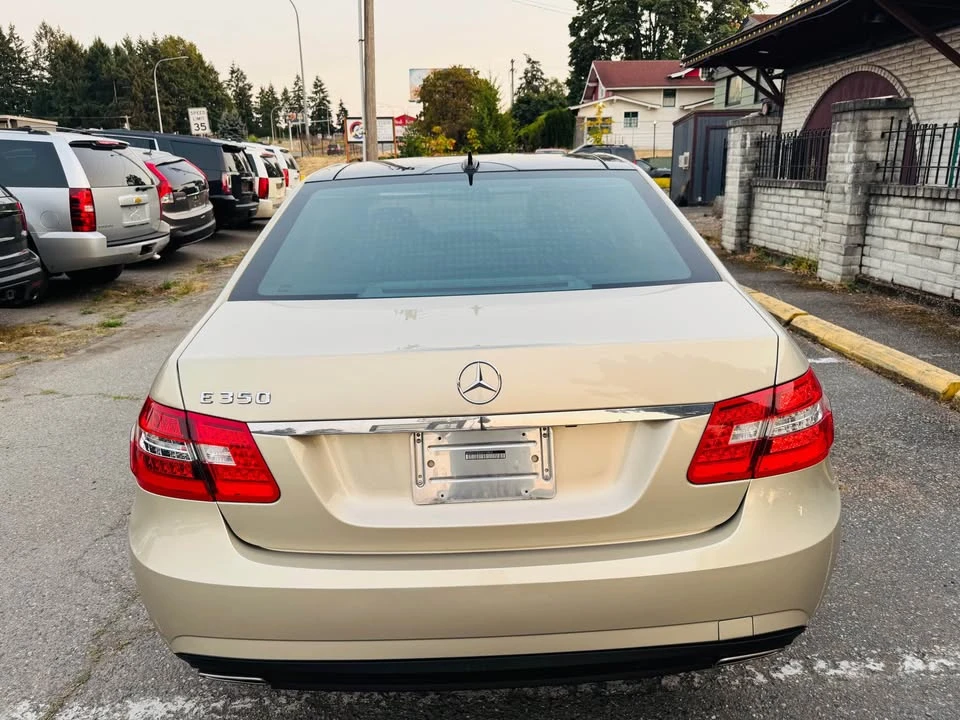 2010 Mercedes-Benz W212 E-Class - Image 2 of 16