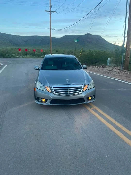 2010 Mercedes-Benz W212 E-Class - Image 5 of 10