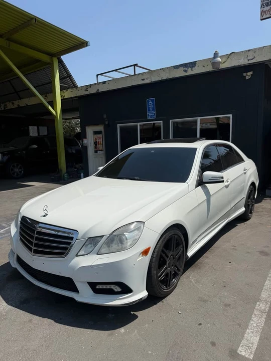2010 Mercedes-Benz W212 E-Class - Image 3 of 14