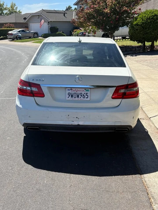 2010 Mercedes-Benz W212 E-Class - Image 5 of 16