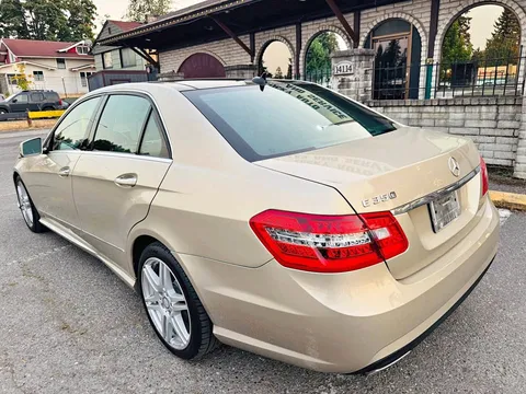 2010 Mercedes-Benz E-Class E 350 Sedan 4D