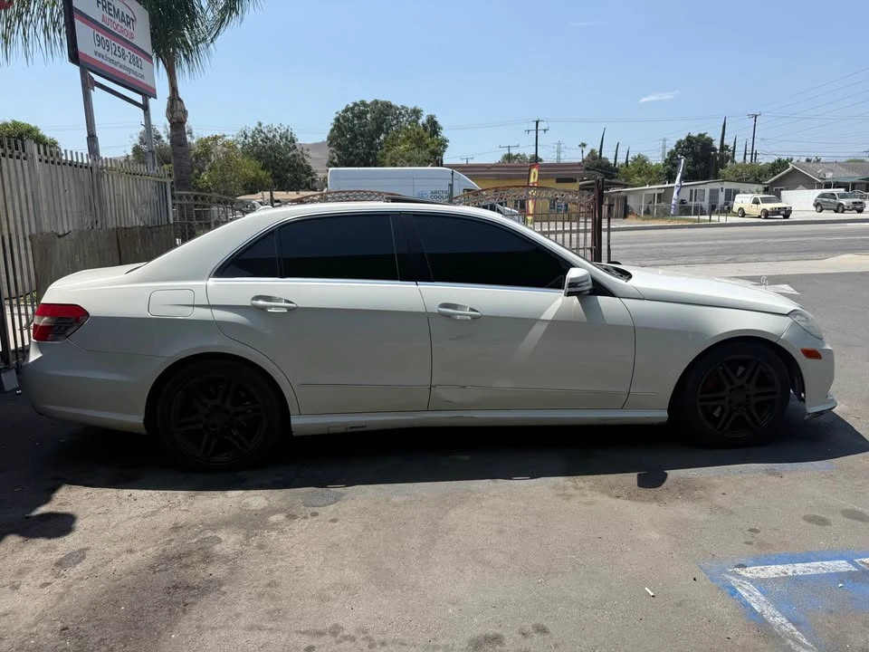 2010 Mercedes-Benz W212 E-Class - Image 2 of 14