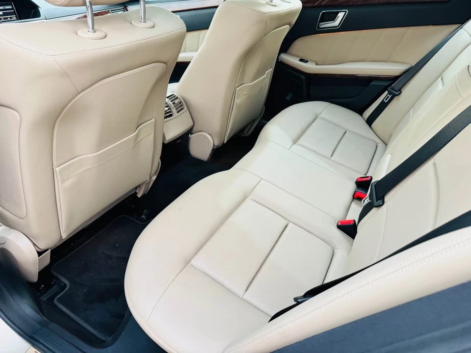 2010 Mercedes-Benz W212 E-Class - Image 10 of 16