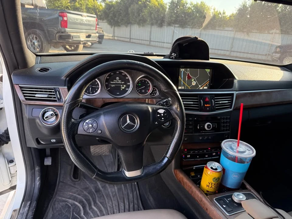 2010 Mercedes-Benz W212 E-Class - Image 10 of 14
