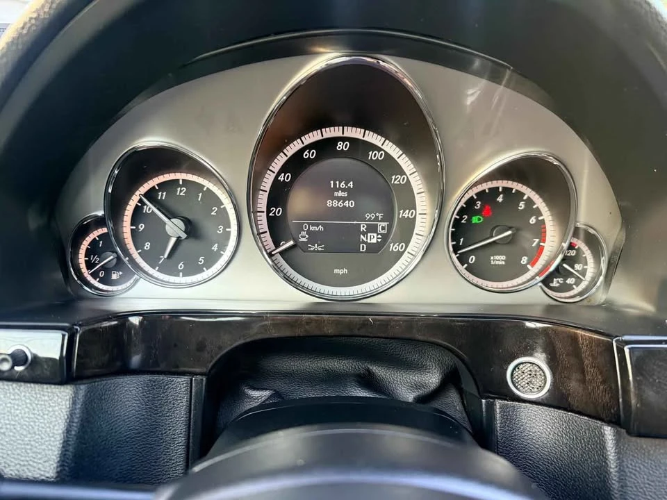 2010 Mercedes-Benz W212 E-Class - Image 2 of 18