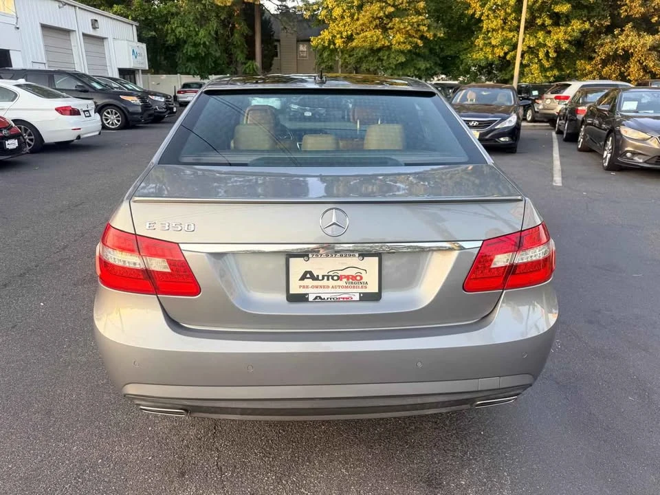 2010 Mercedes-Benz W212 E-Class - Image 8 of 18